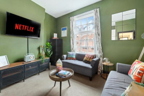 Hidden retreat in the heart of the city - 2 Bed Apt